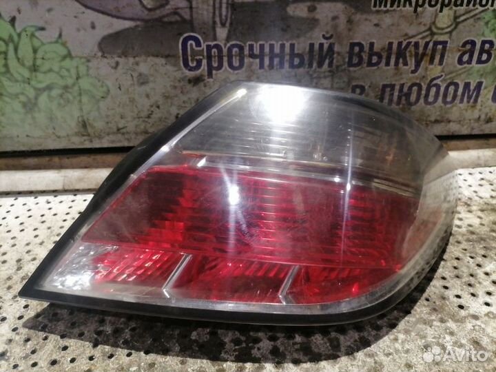 Фонарь задний правый Opel Astra H