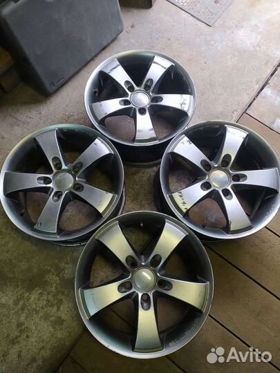 Литые диски r16