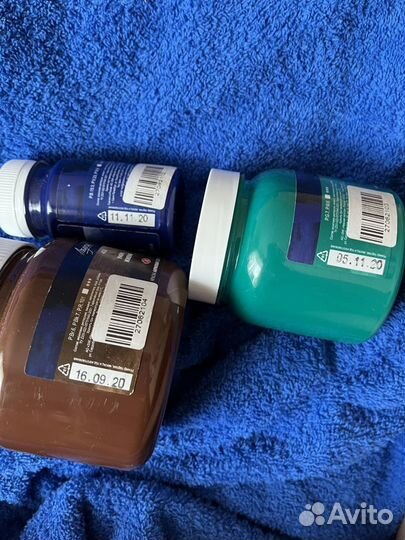 Краска акриловая Ладога