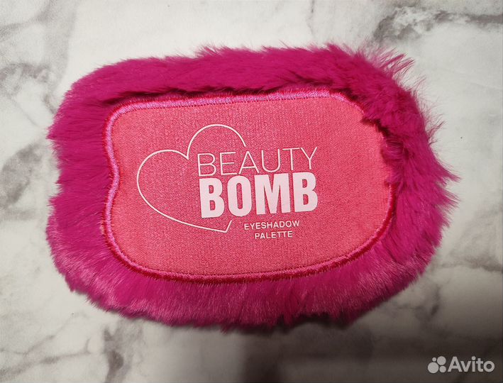 Палетка теней beauty bomb romcore