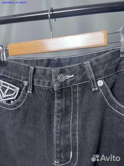 Штаны True Religion на руках (Арт.96093)