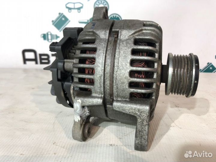 Генератор Renault Megane 3 K4M838 2012