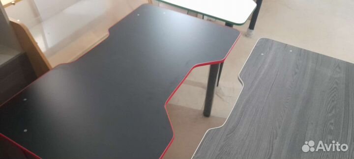 Столы геймерские компьютерные игровые