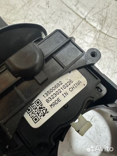 Подрулевые переключатели Opel Insignia G09 A18XER