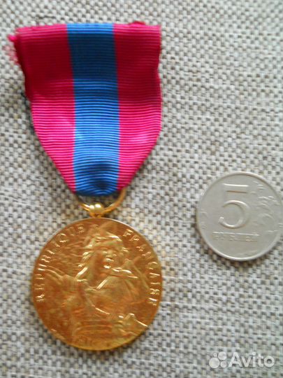 Французская медаль 