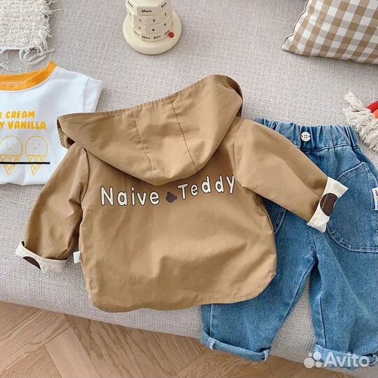 Ветровка для девочки