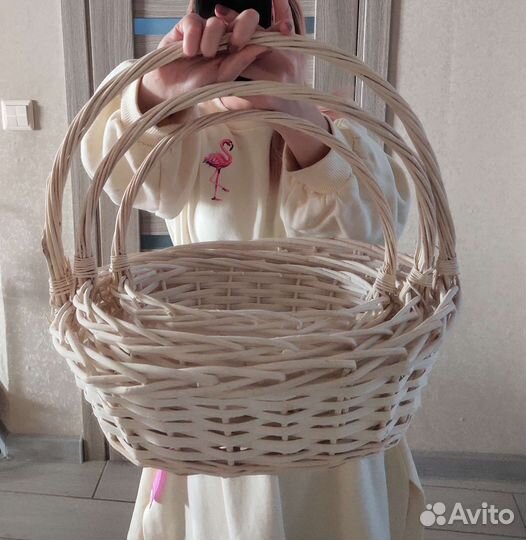 Корзина плетеная