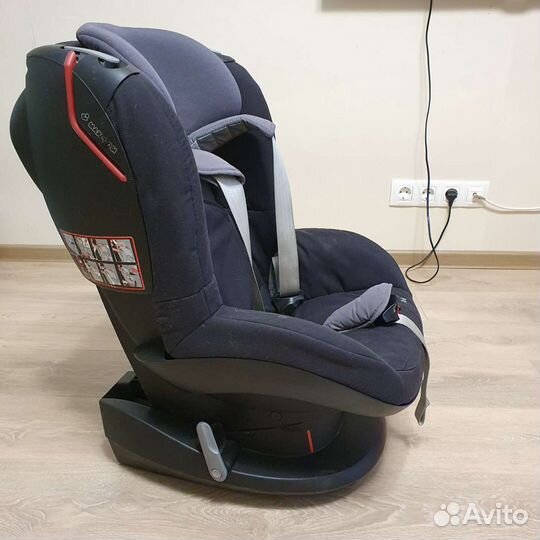 Автокресло Maxi-Cosi Tobi (9-18кг)