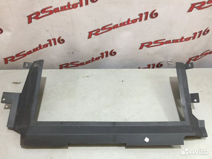 Дефлектор радиатора Renault Logan 1