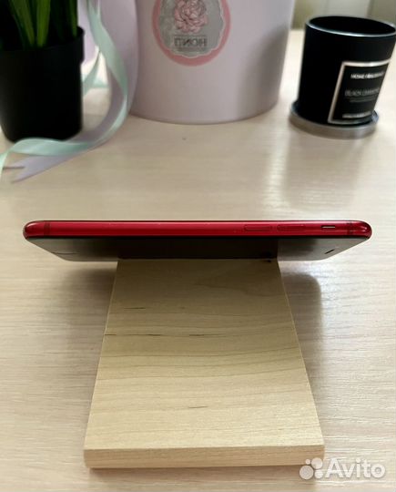 iPhone SE (2020), 64 ГБ