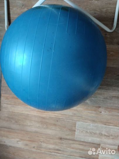 Гимнастический мяч