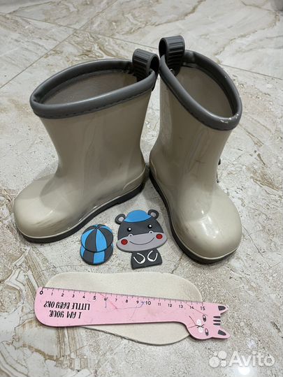 Детские резиновые сапоги