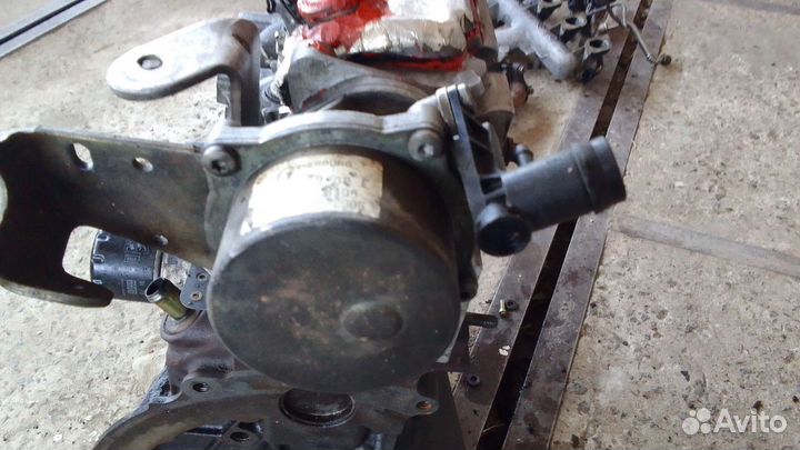 Насос вакуумный Рено F9K