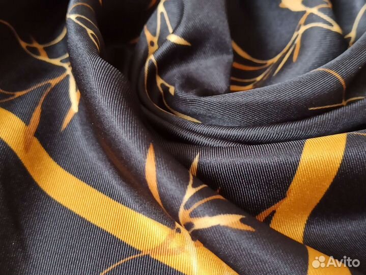 Платок черный Шелк Valentino 6 цветов