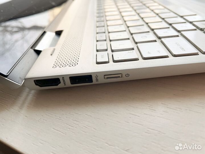 Ноутбук HP envy x360 Convertible 15-bp007ur