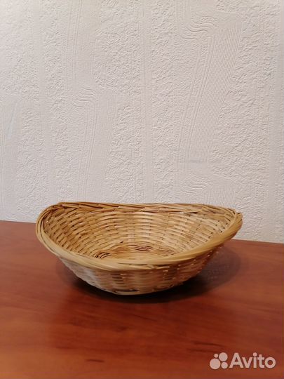 Плетеная конфетница, ваза, корзинка