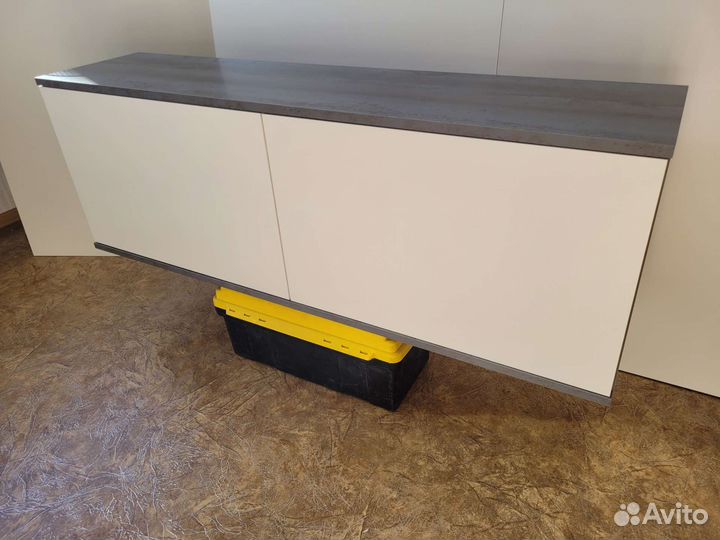 Тумба под тв новая подвесная