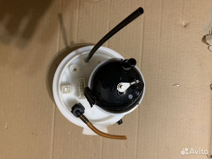 Насос топливный в бак Jaguar XF X250 2010