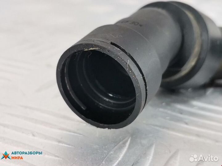 Патрубок отопителя (печки) Peugeot 307 2002 6466G1