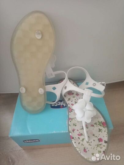 Босоножки Chicco 30 размер