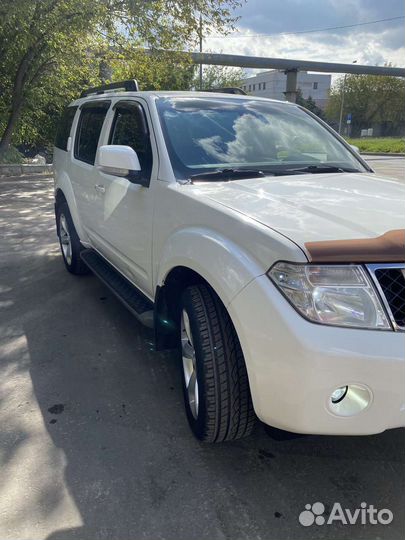 Nissan Pathfinder 2.5 AT, 2011, 265 000 км