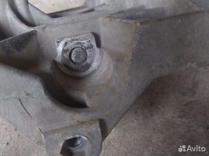 Кронштейн генератора kalina 1