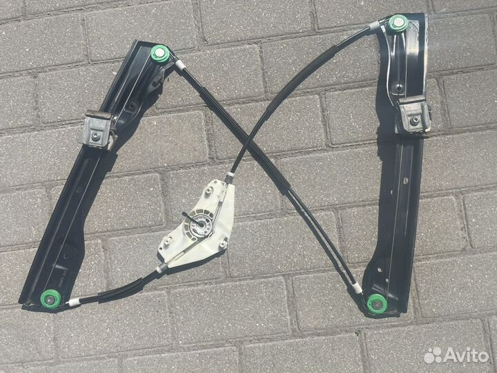Стеклоподъемник Passat B6