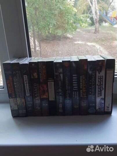 Видеокассеты с фильмами