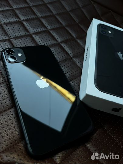 iPhone 11, 64 ГБ