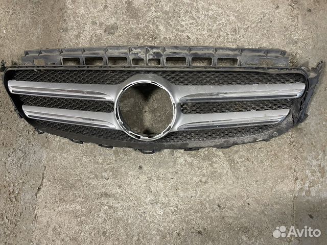 Молдинг решетка Mercedes GLA