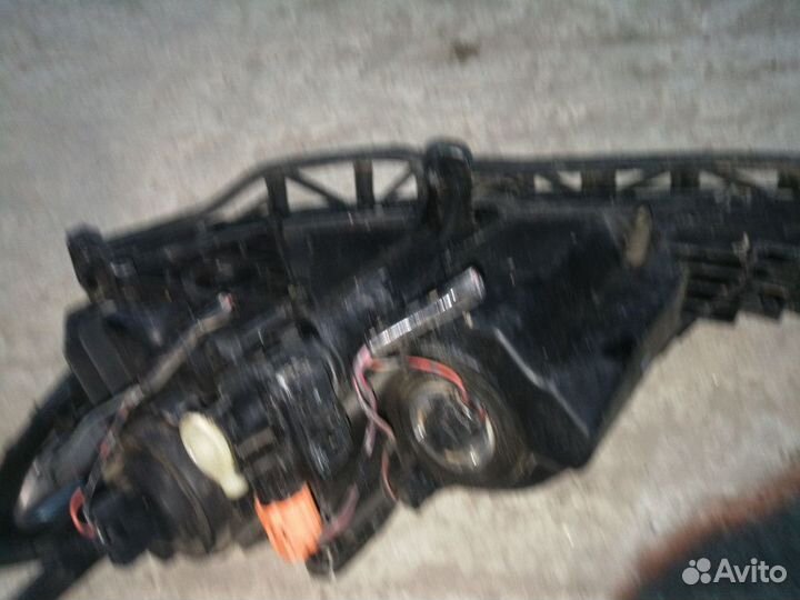 Фара передняя правая Mazda 3 BK