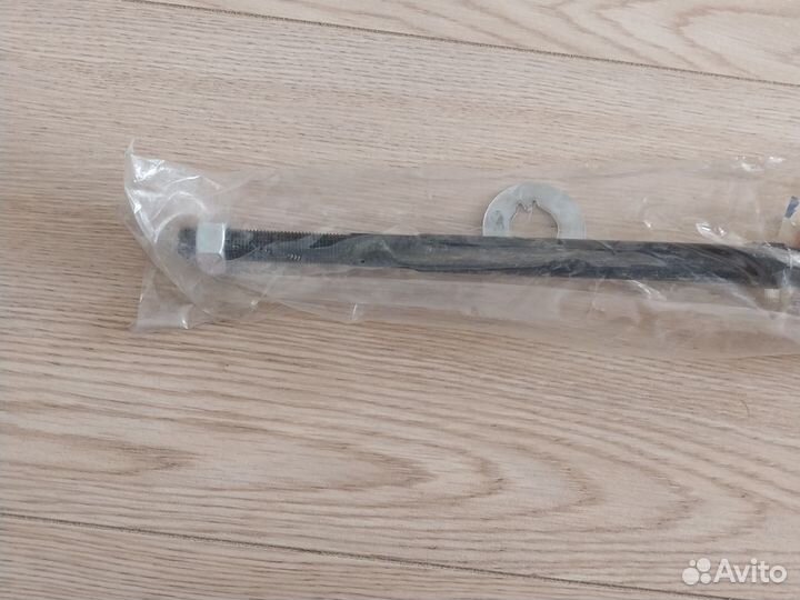 Тяга рулевая Mitsubishi lanser 9