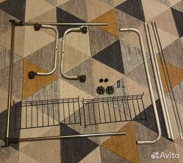 Вешалка напольная для одежды