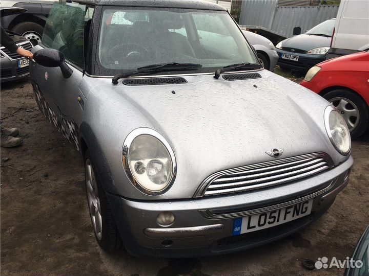 Разбор на запчасти Mini Cooper (R50 / 53)
