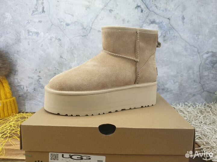 UGG Classic Mini Platform