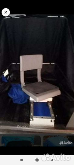 Палатка зимняя на санях волокуше