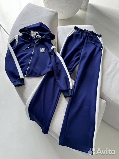 Классный костюм Loewe