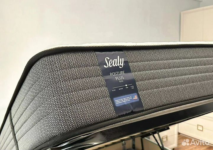 Кровать двухспальная