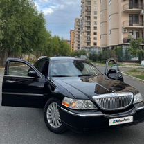 Lincoln Town Car 4.6 AT, 2004, 180 000 км, с пробегом, цена 2 200 000 руб.