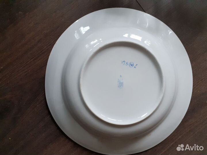 Кружки, тарелки