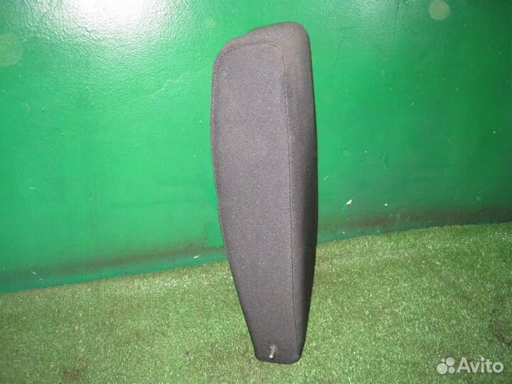 Подлокотник Toyota Auris E18 2015