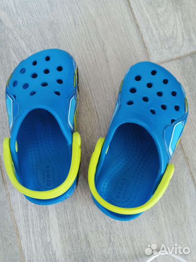 Сандали Crocs новые летские