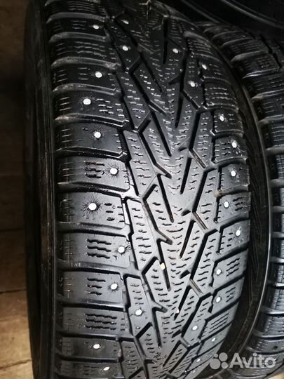 Nokian Tyres Hakkapeliitta 7 205/60 R16