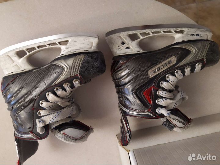 Хоккейные коньки bauer vapor х 100