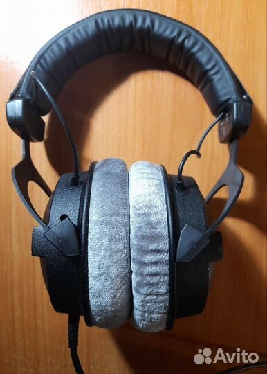 Beyerdynamic DT770 250 Ohm