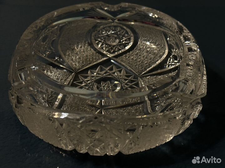 Хрустальная пепельница