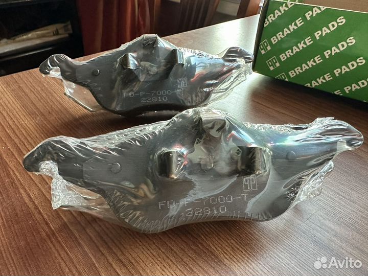 Тормозные колодки передние pilenga FD-P 7000 T