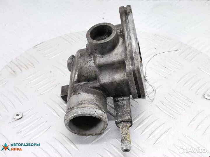 Корпус термостата Mercedes-Benz Vito W638 2000