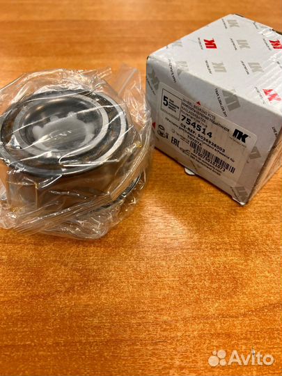 Подшипник ступичный передний NK 754514