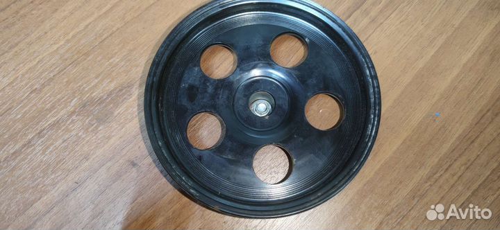 Шкива насоса гур Ford Transit